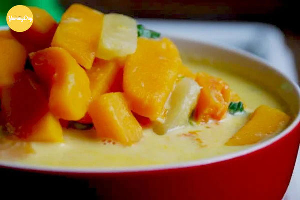 Canh bí đỏ hầm dừa béo thơm