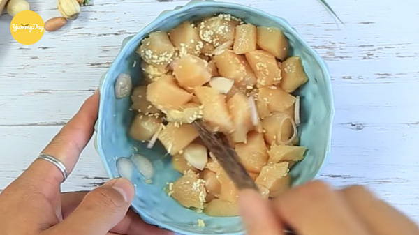 Tẩm ướp thịt gà
