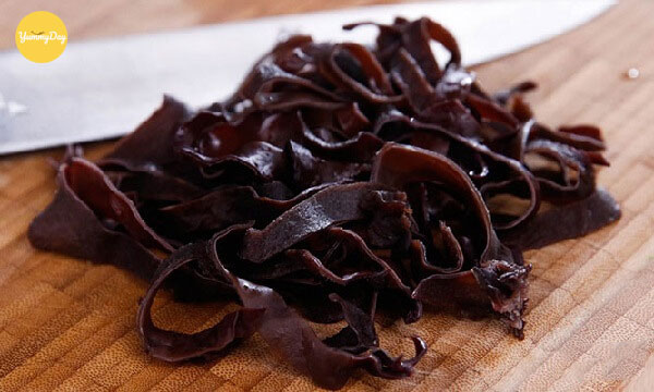 Mộc nhĩ rửa sạch thái nhỏ