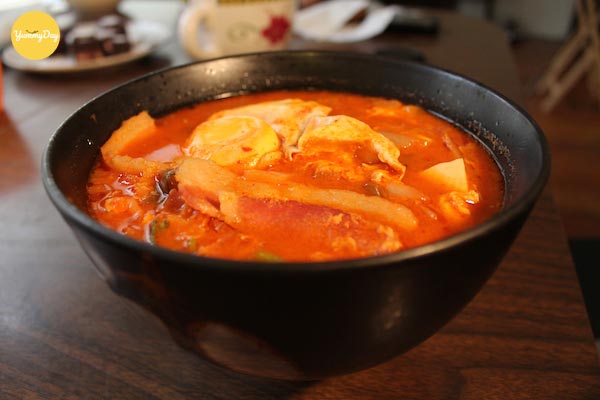 Canh kim chi trứng ấm lòng ngày se lạnh