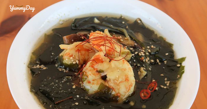 Cách làm canh rong biển nấu tôm thơm ngon không tanh