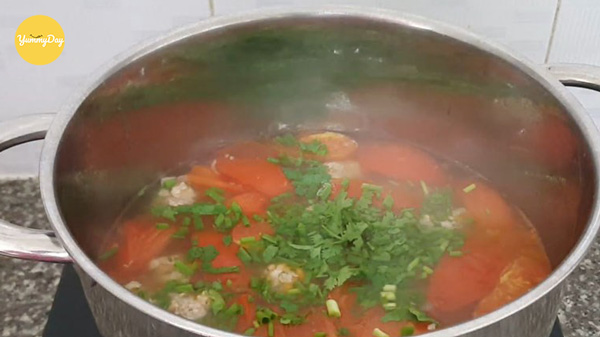 Món ăn sắp hoàn thành rồi nhé