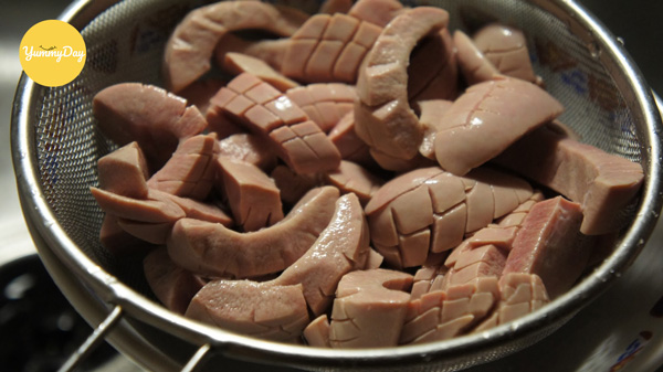Sơ chế cật heo