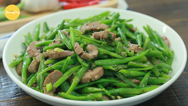 Thưởng thức món cật heo xào đậu que ngon lành