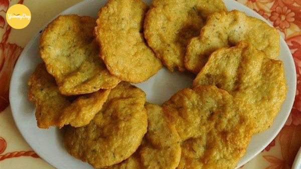 Chả cá từ củ năng thơm ngon không thua gì đồ mặn cả.