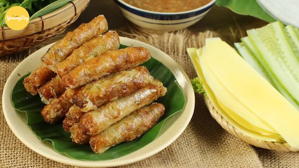 Chả giò bắp siêu giòn và ngọt từ bắp