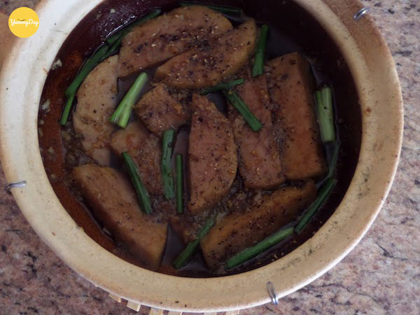 Chả lụa kho tiêu đơn giản nhưng siêu ngon