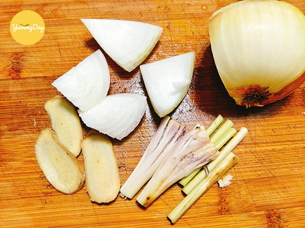 Sơ chế các nguyên liệu phụ
