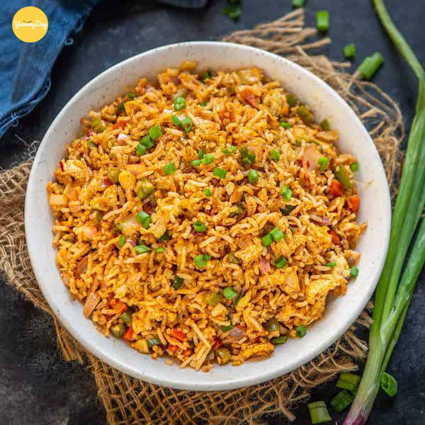 Bạn đã thử cơm chiên trứng muối chưa?