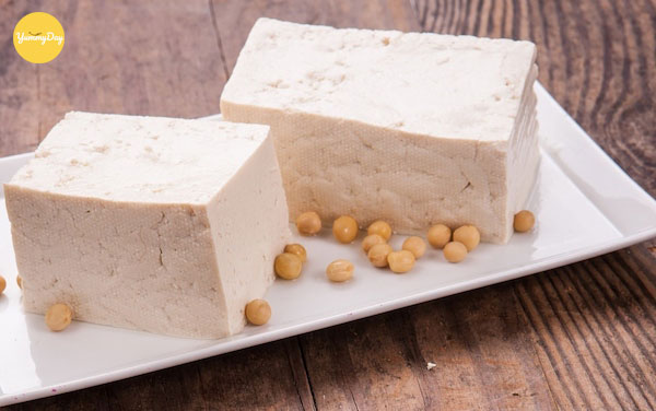 Chuẩn bị 2 lát đậu hũ nhé!
