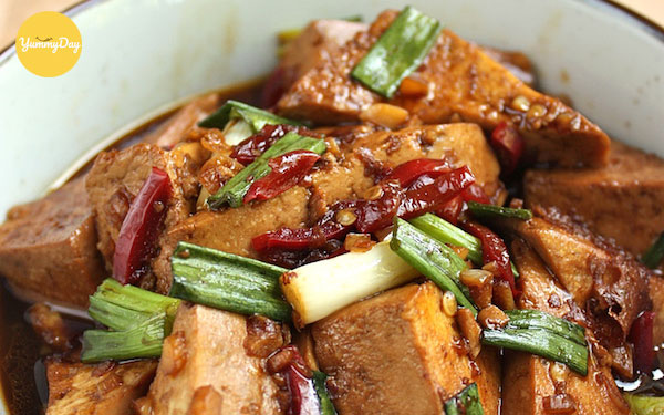 đậu phụ kho tương hột ngon ơi là ngon
