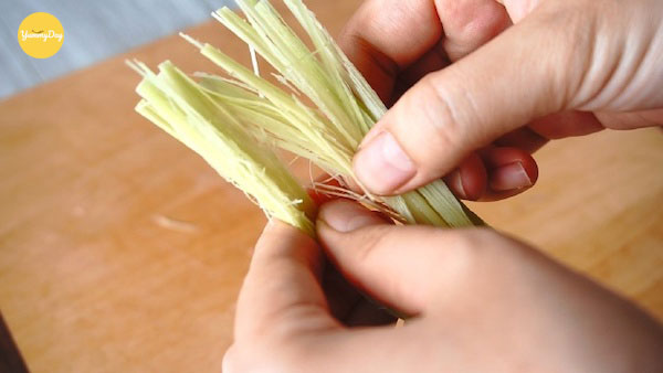 Xé sả thành từng sợi
