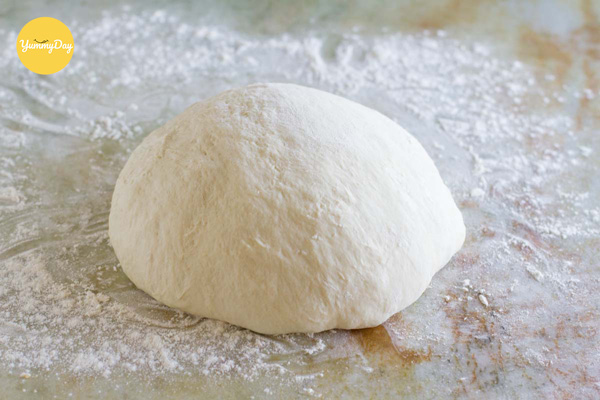 Nhào bột bánh