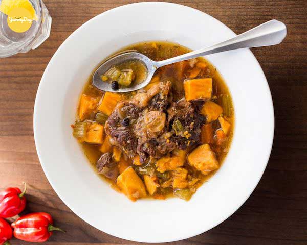 Thành phẩm món đuôi bò hầm khoai tây