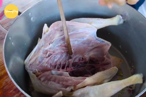 Biết cách sơ chế thịt gà vẫn giữu được độ ngon của thịt