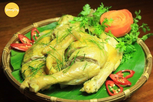 cách làm gà hấp lá chanh siêu đơn giản