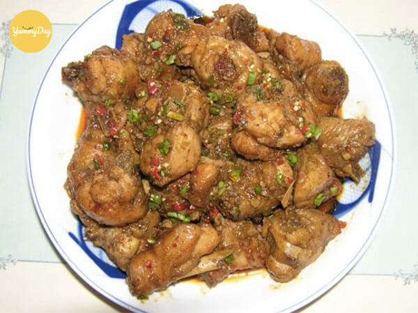 Thành phẩm món gà kho sả ớt thơm ngon đúng vị