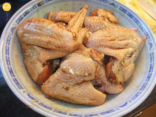 Ướp thịt gà cho món ăn thêm đậm vị