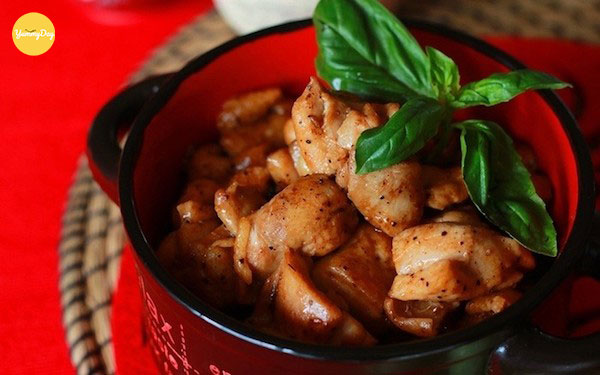Món thịt gà kho tiêu ăn hao cơm đã miệng