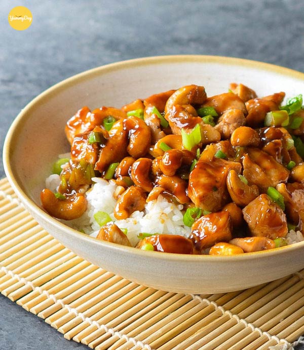 Gà xào hạt điều nhìn thôi đã phát thèm