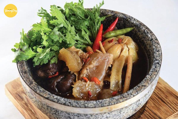 Thành phẩm món gân bò hầm thuốc bắc