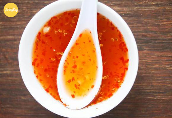 Nước trộn gỏi linh hồn của món gỏi bưởi tôm thịt