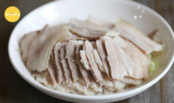 Chuẩn bị thịt luộc