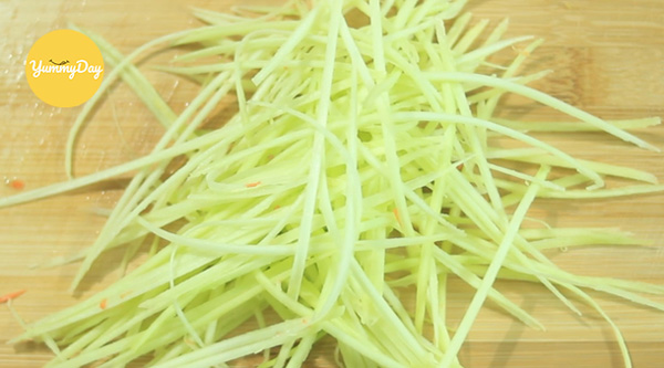 Xoài đem bào thành sợi