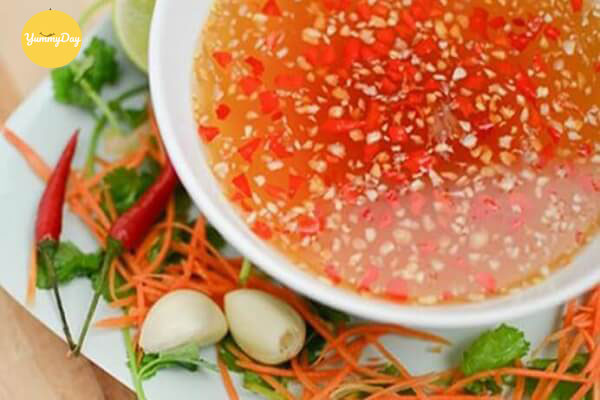 gỏi gà hành tây cà rốt ngon bá cháy