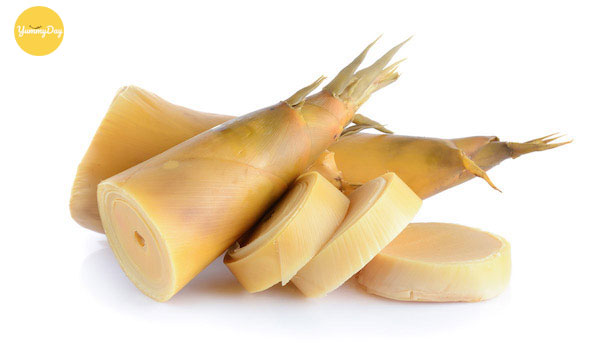 Lựa chọn măng tươi cho món gỏi thêm ngon