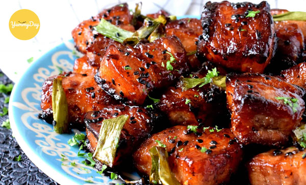 Kho thịt heo với tiêu xanh thơm lừng