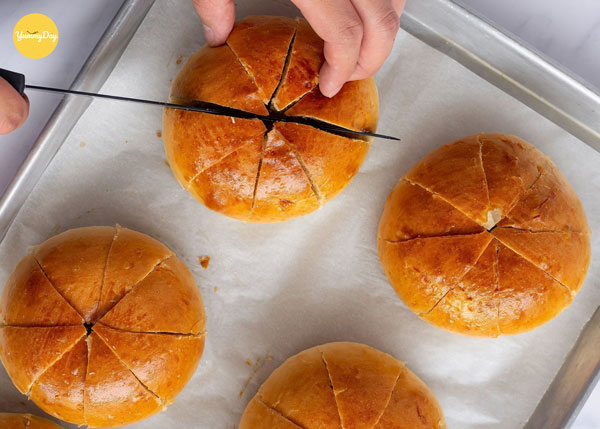 Cắt bánh mì