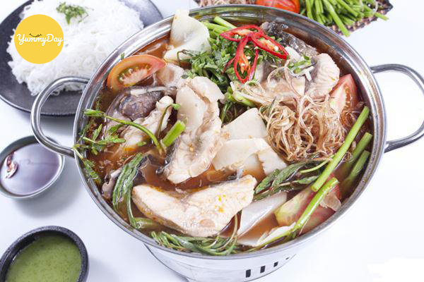 Hoàn thành xuất sắc lẩu cá bóp măng chua