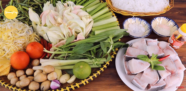 Nguyên liệu cho món lẩu cá bớp