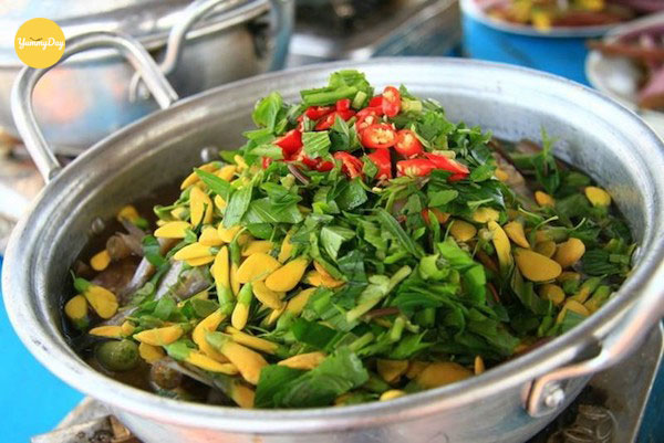 Lẩu cá linh nấu đơn giản nhưng siêu ngon