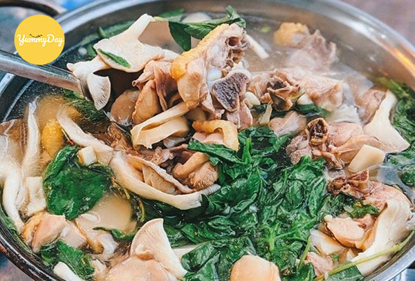 Món lẩu gà lá é chuẩn bị lên sóng rồi đây