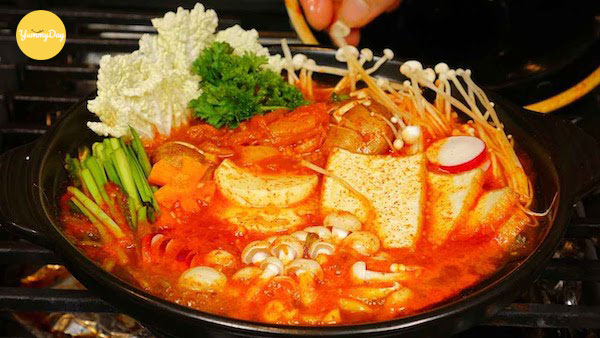 Lẩu kim chi chay chua chua cay cay siêu ngon