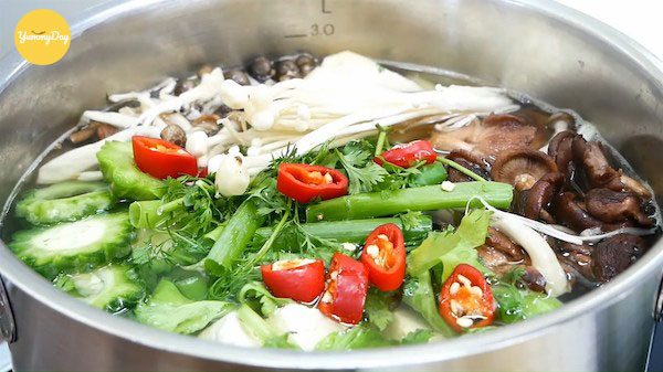 Lẩu mướp đắng thanh đạm siêu ngon