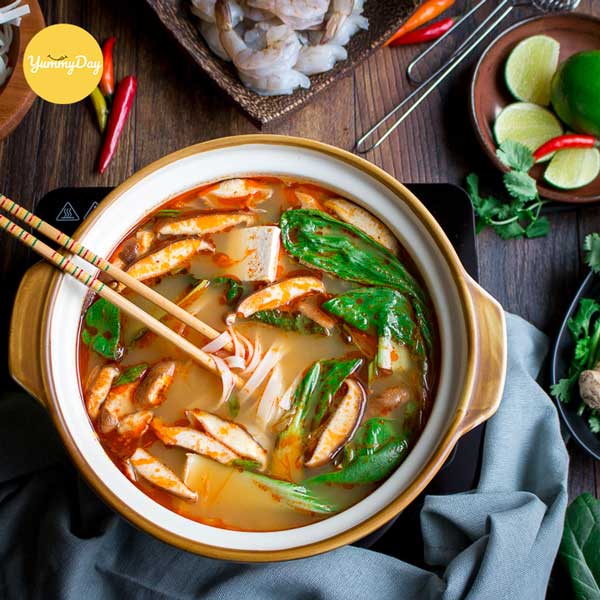 Món lẩu tôm chua cay ăn cực đã