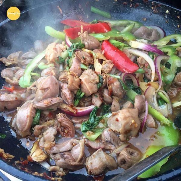Lòng gà xào mướp ngọt thanh