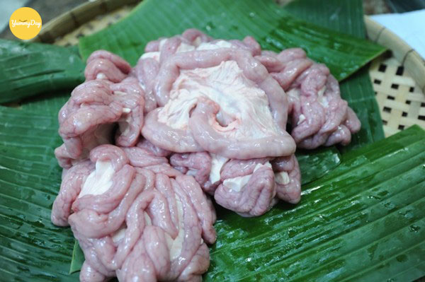 Sơ chế long heo thật sạch