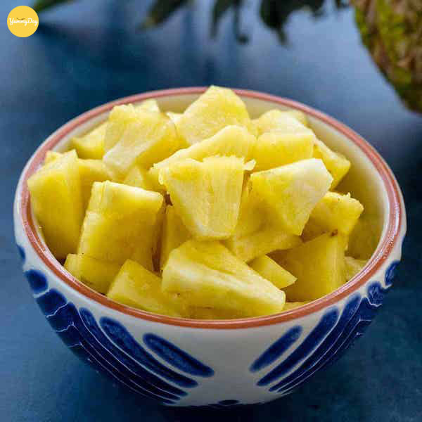 Dứa cắt miếng vừa ăn