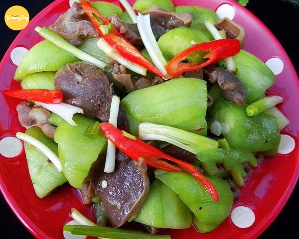 Lòng vịt xào mướp ngon tuyệt cú mèo