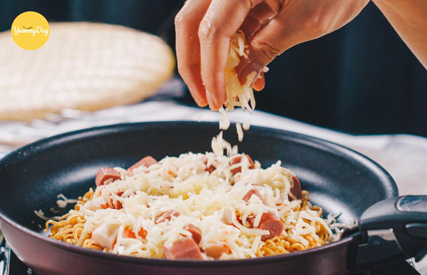 Có thể bỏ thêm cúc xích và phô mai nếu bạn thích