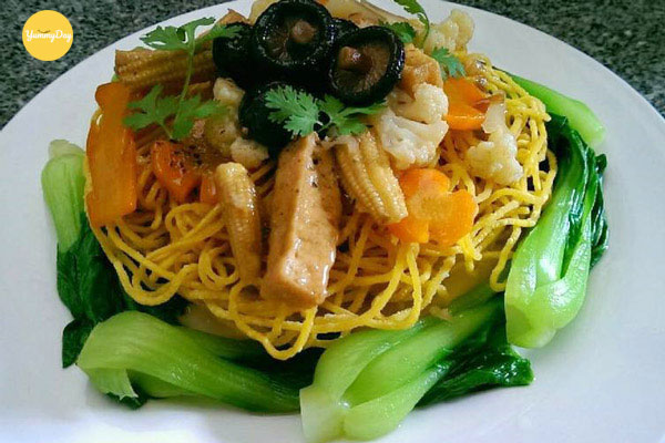 Yêu cầu thành phẩm của món mì xào giòn