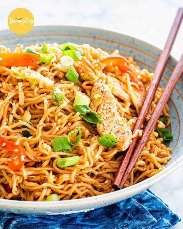 Mì xào gà chuẩn không cần chỉnh