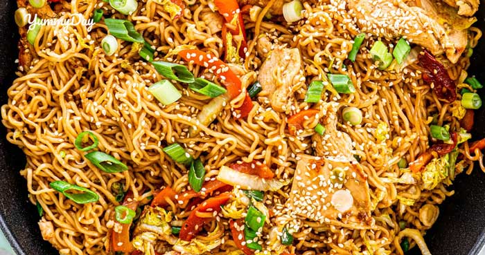 Mì xào gà ăn hoài không ngán, nấu không thấy chán là thật