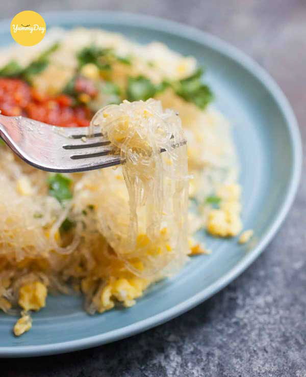 Bắt tay vào làm món miến xào trứng thôi nào