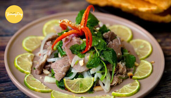 Món gỏi bò tái chanh sẽ thiếu vị nếu thiếu các món ăn kèm này