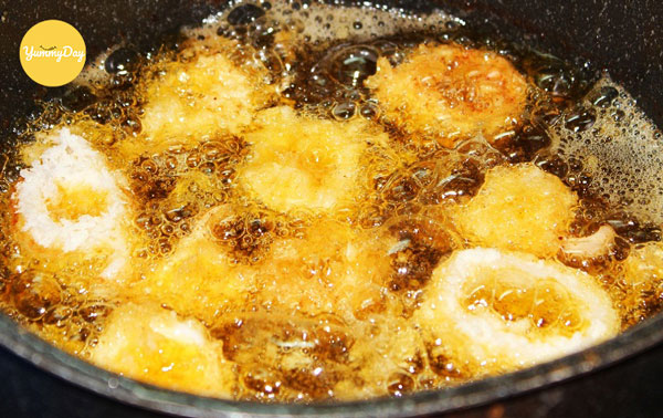 Chiên bột ngập dầu